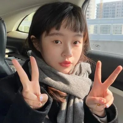 闺密妙诗吟