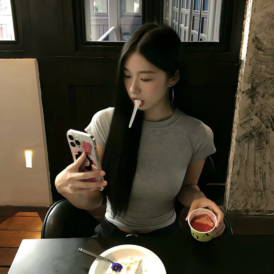 俏皮女学生